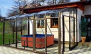 CORSO nad vírivou vaňou - ako vkusne zastrešiť terasu CORSO nad vírivou vaňou - ako vkusne zastrešiť terasu