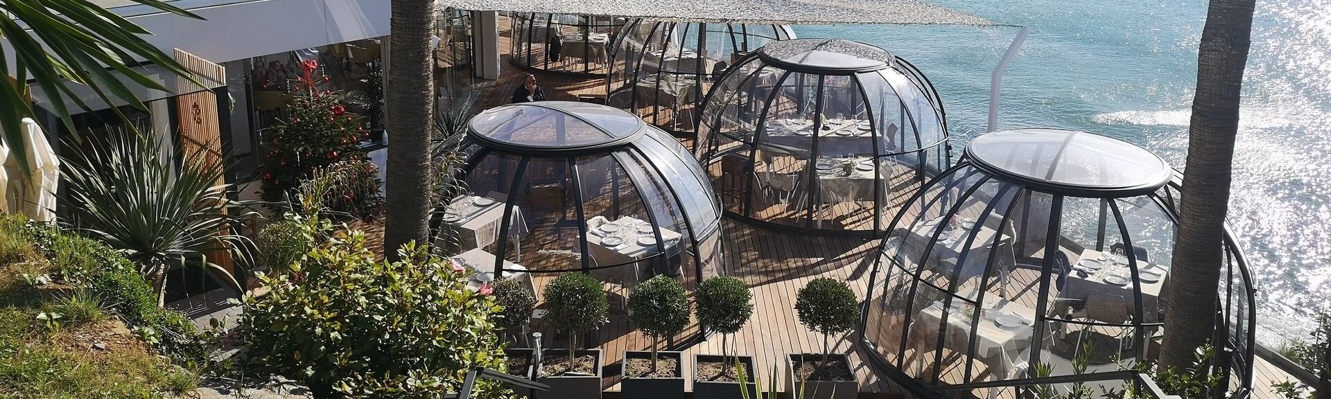 Kruhové zastrešenie bazéna a vírivej vane