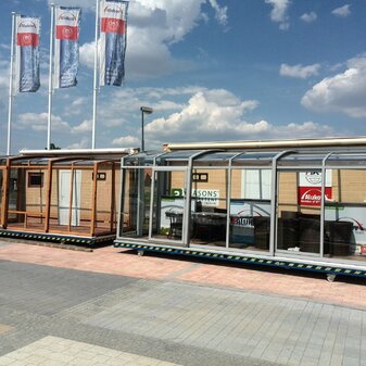 Showroom v Dunajskej Lužnej