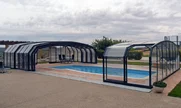Tmavé profily na zastrešenie Oceanic vysoké obzvlášť vyniknú