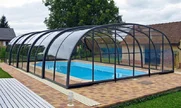 Vysoké bazénové zastrešenie LAGUNA NEO™ v antracitovej farbe