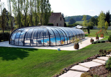 Zastrešenie bazéna OLYMPIC ™ sa stane dominantou vašej záhrady