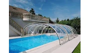 Zastrešenie bazéna TROPEA bude perfektne ladiť s vašim domom