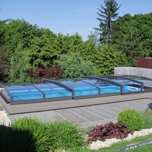 Zastrešenie bazéna VIVA ™ sa stane neodmysliteľnou súčasťou Vašej záhrady