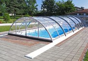 Zastrešenie bazénu UNIVERSE od výrobcu kvalitných krytov na bazén Alukov