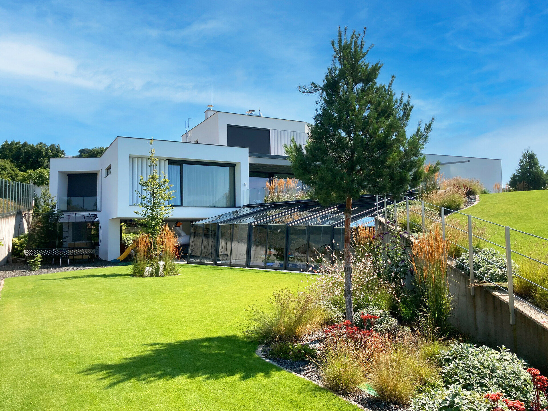 Zastrešenie pri stene