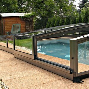 Zatrešenie VIVA - elegantný moderný dizajn zakrytého bazénu